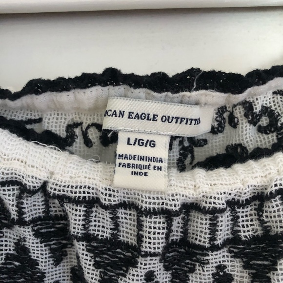 American Eagle Off The Shoulder Flowy Top - Picture 2 of 4